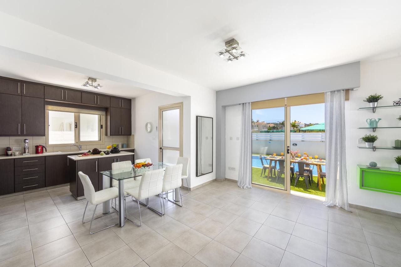 Protaras Palm Villa 54 Exterior photo